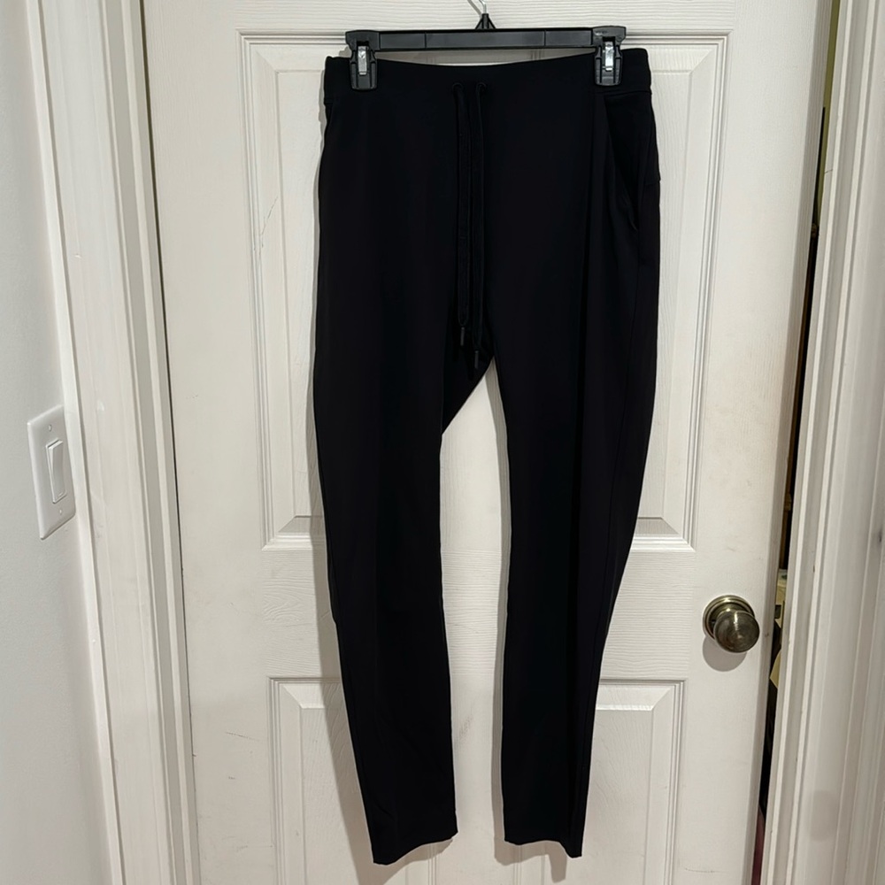 Lululemon joggers